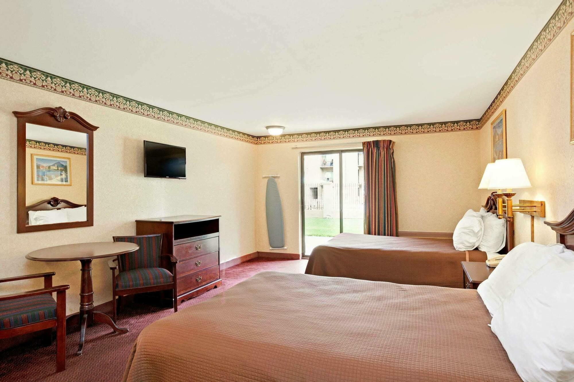 Howard Johnson By Wyndham Blackwood Near Philadelphia Экстерьер фото
