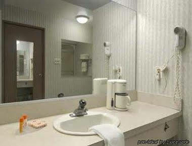 Howard Johnson By Wyndham Blackwood Near Philadelphia Экстерьер фото